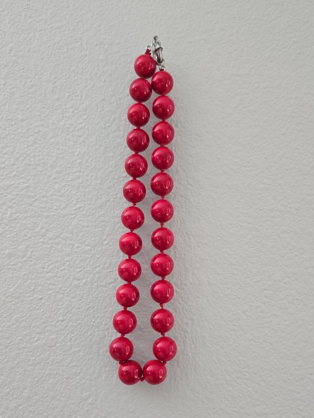 9/23 GLASS BEAD NECKLACE